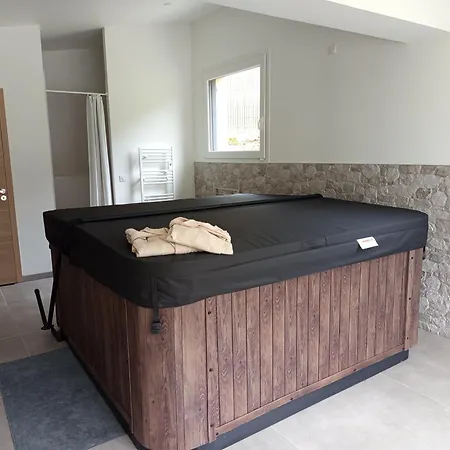 Vakantiehuis 3 Etoiles- Maison Pour 2a4 Pers Avec Prive *